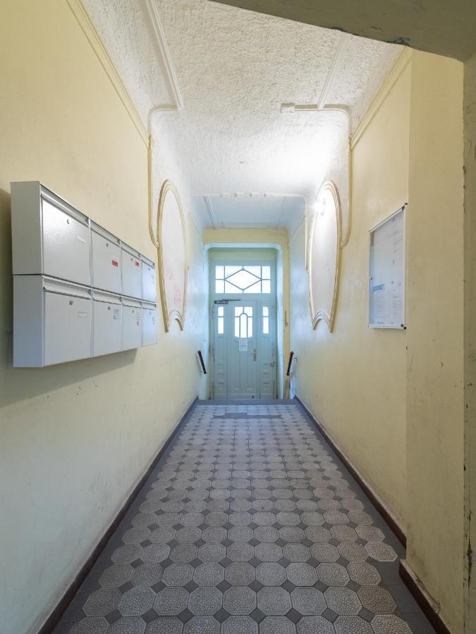 Apartments Berlin Aroser Allee Exterior photo