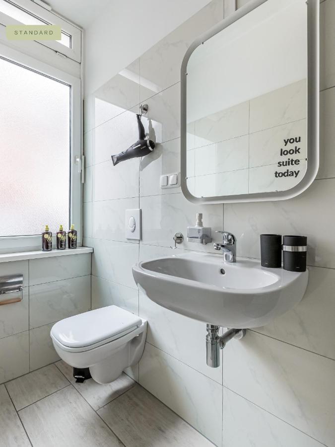 Apartments Berlin Aroser Allee Exterior photo